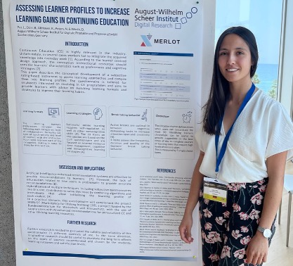 Laura Paz at a conference